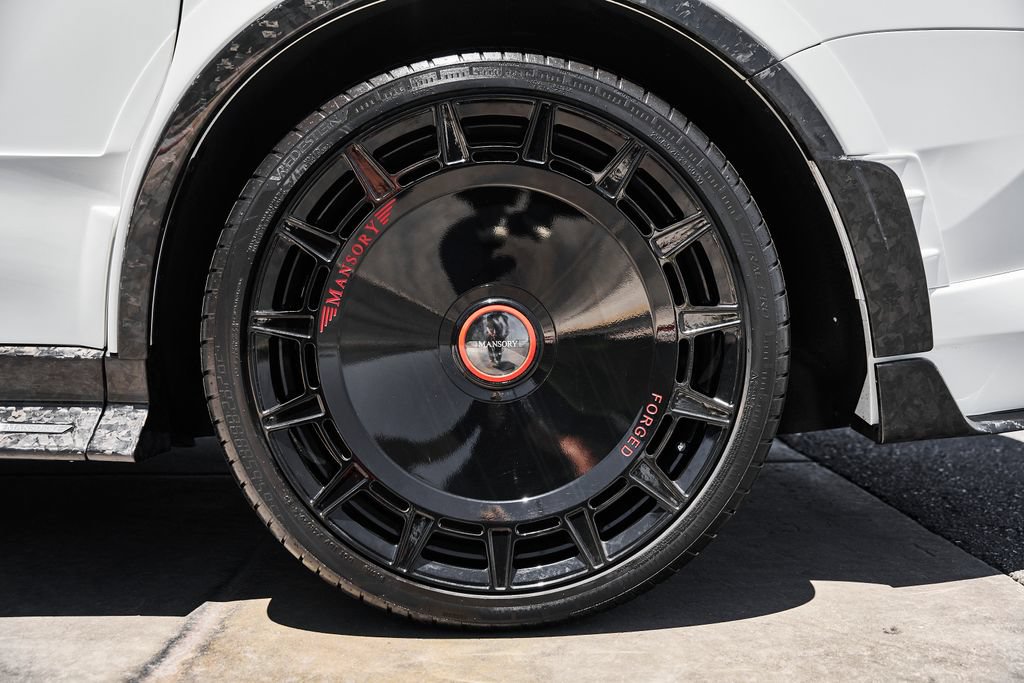 Used 2026 Rolls-Royce Cullinan AWD/4WD image 28