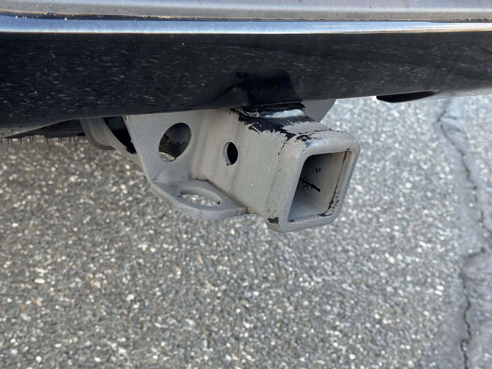 Used 2023 GMC Sierra 1500 AT4X image 9