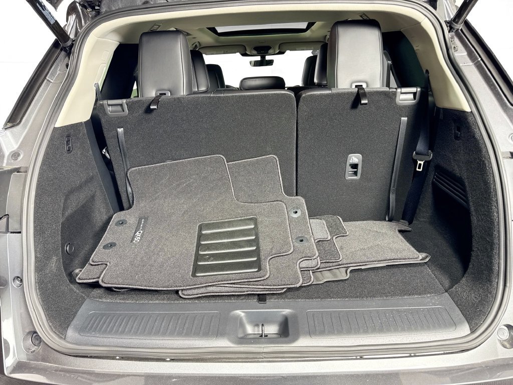 Used 2026 INFINITI QX60 Luxe w/ Cargo Package FWD image 33