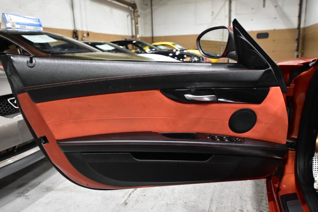 Used 2015 BMW Z4 sDrive35is RWD image 17