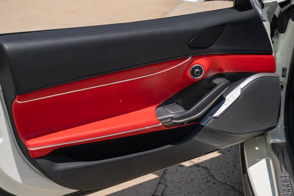 Used 2023 Ferrari Portofino M RWD image 28