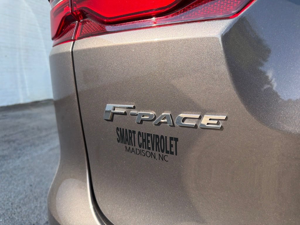 Used 2021 Jaguar F-PACE AWD/4WD image 17