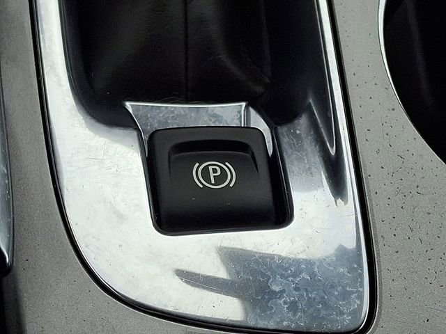 Used 2024 Chevrolet Malibu LT image 24