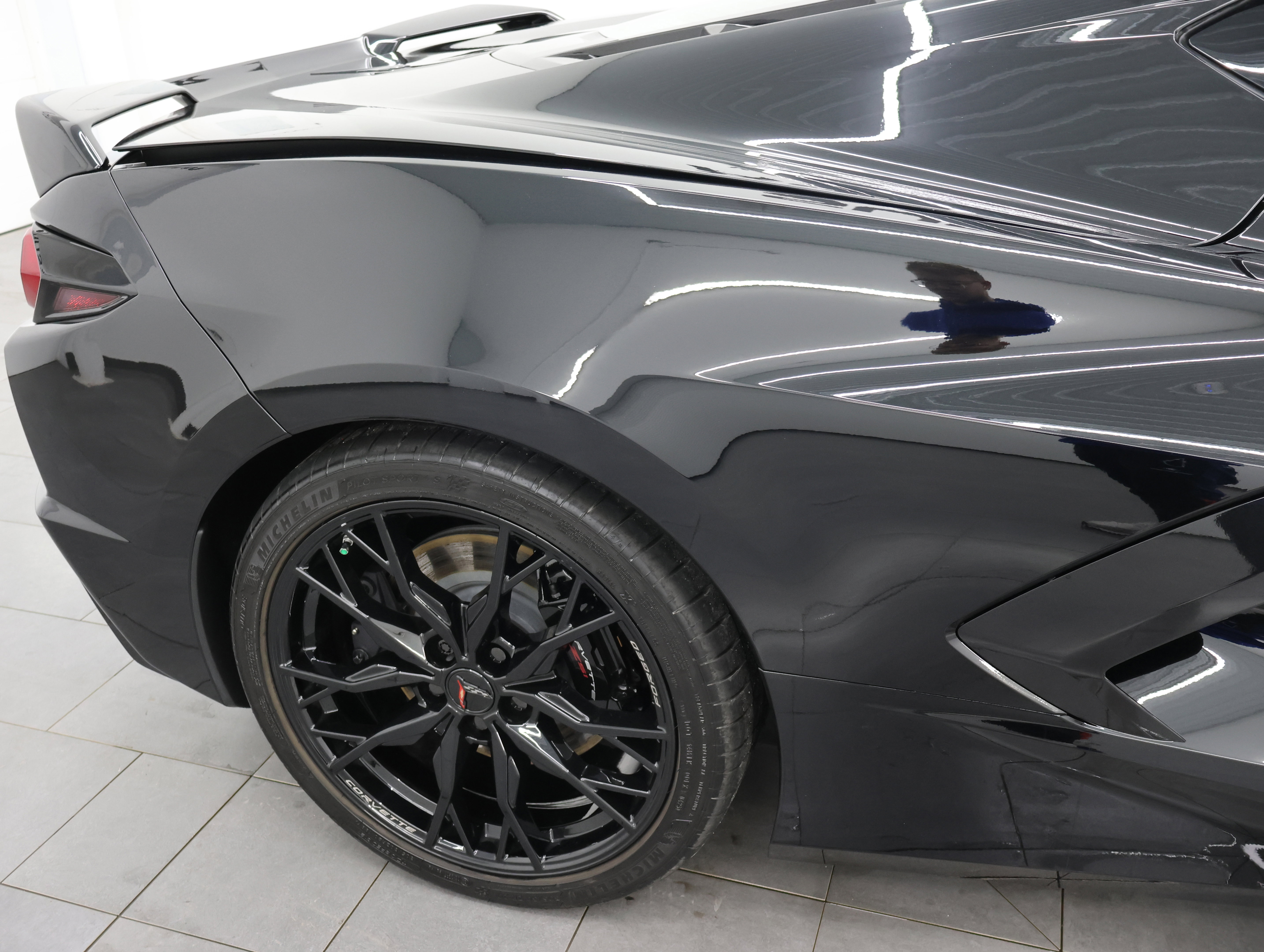 Used 2023 Chevrolet Corvette Stingray Premium Cpe w/ Z51 Performance Package image 24