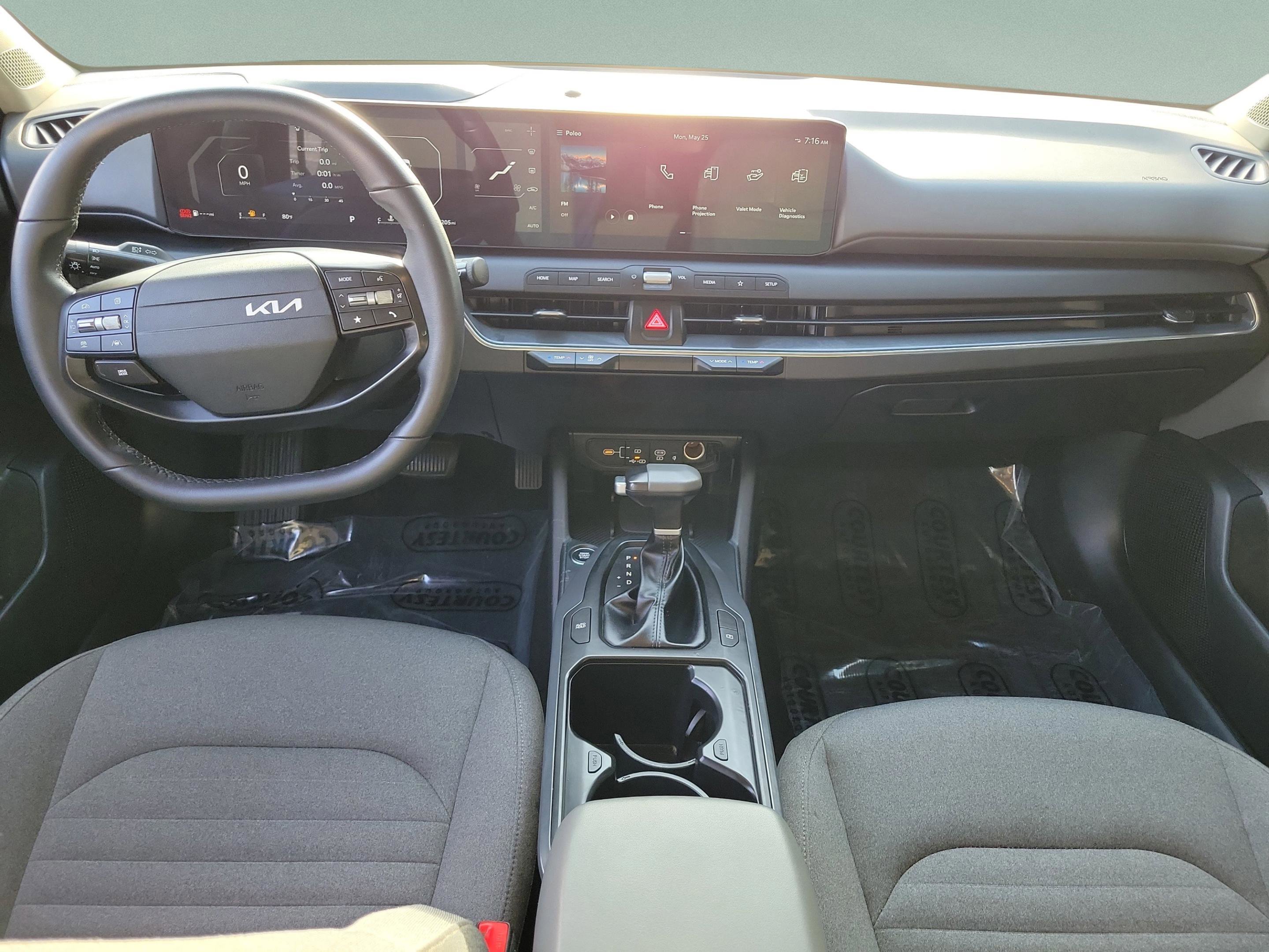 Certified 2025 Kia K4 EX FWD image 8