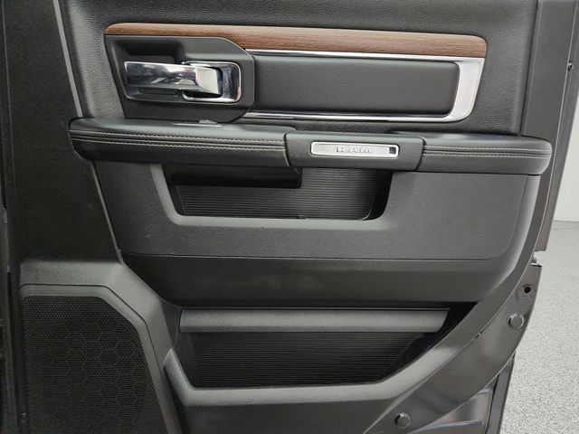 Used 2016 RAM 1500 Laramie w/ Convenience Group AWD/4WD image 35