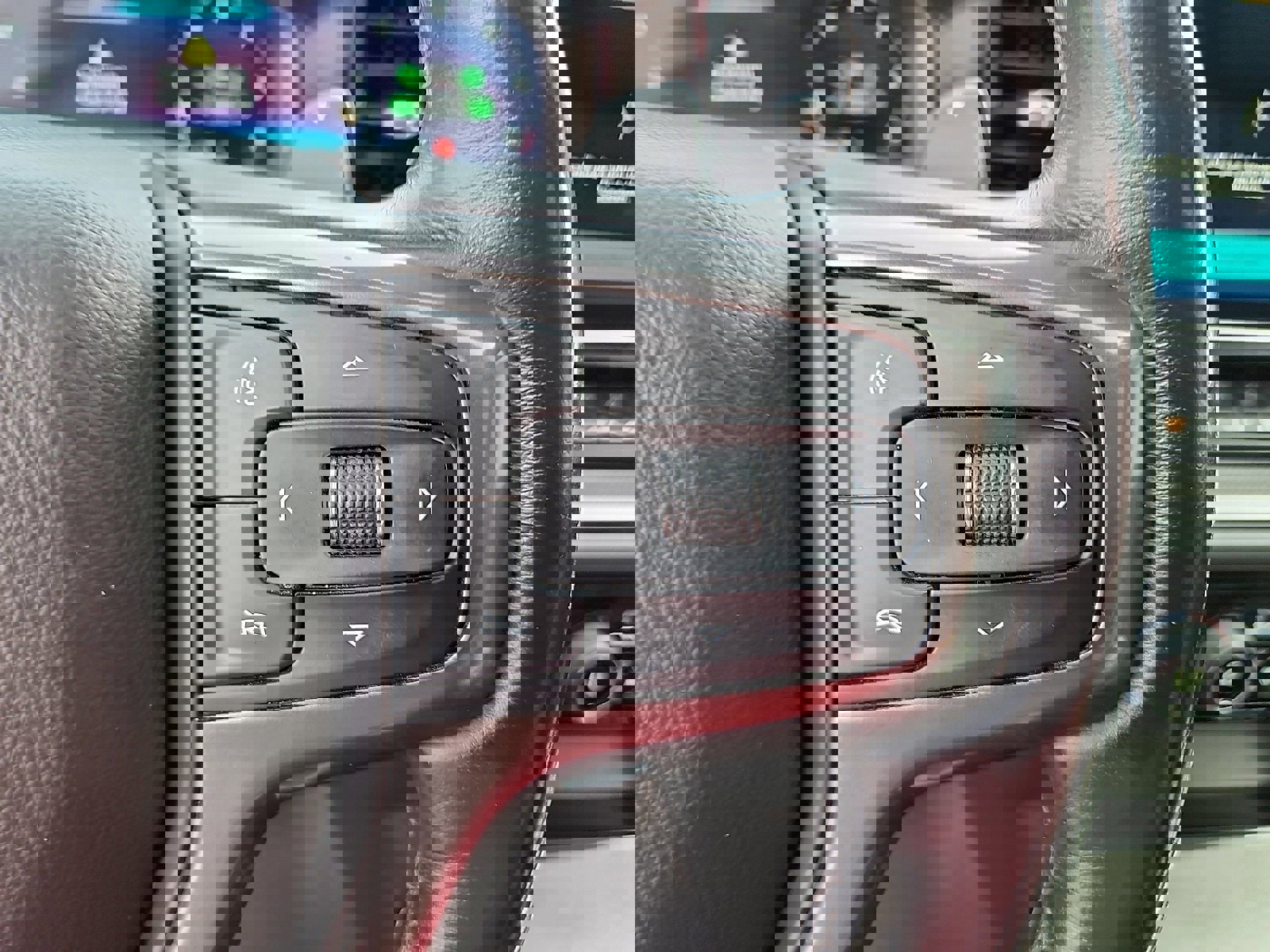 Used 2023 Chevrolet Silverado 1500 ZR2 w/ Technology Package image 17