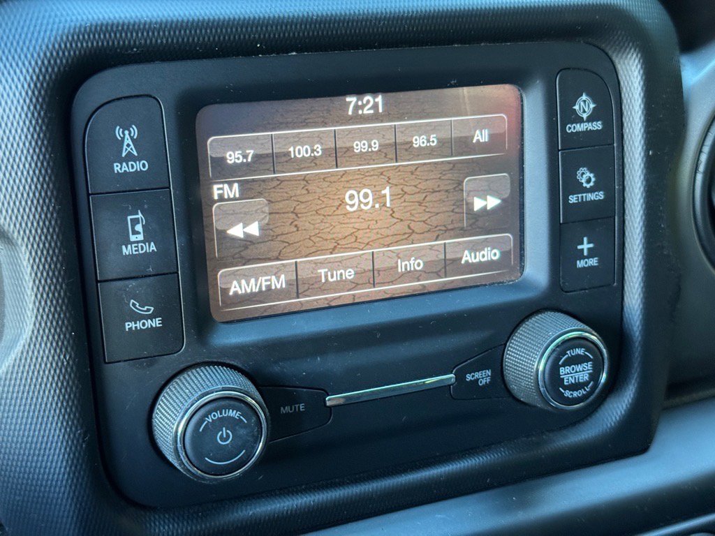 Used 2020 Jeep Wrangler Unlimited Sport S image 16