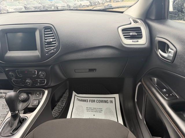 Used 2020 Jeep Compass Sport w/ Cold Weather Group image 21