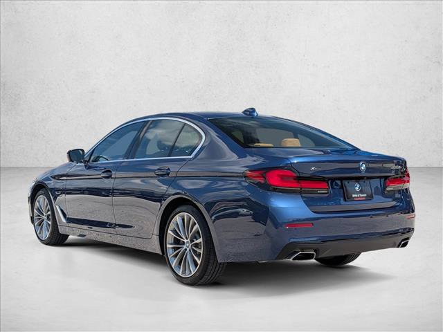Certified 2023 BMW 530e xDrive w/ Premium Package AWD/4WD image 8