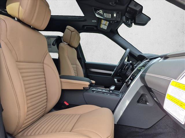 New 2026 Land Rover Discovery Limited Edition AWD/4WD image 25
