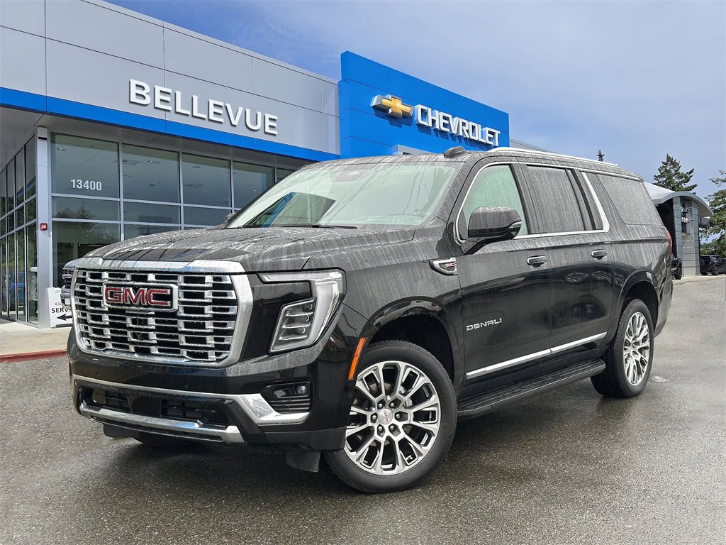 Used 2025 GMC Yukon XL Denali image 1