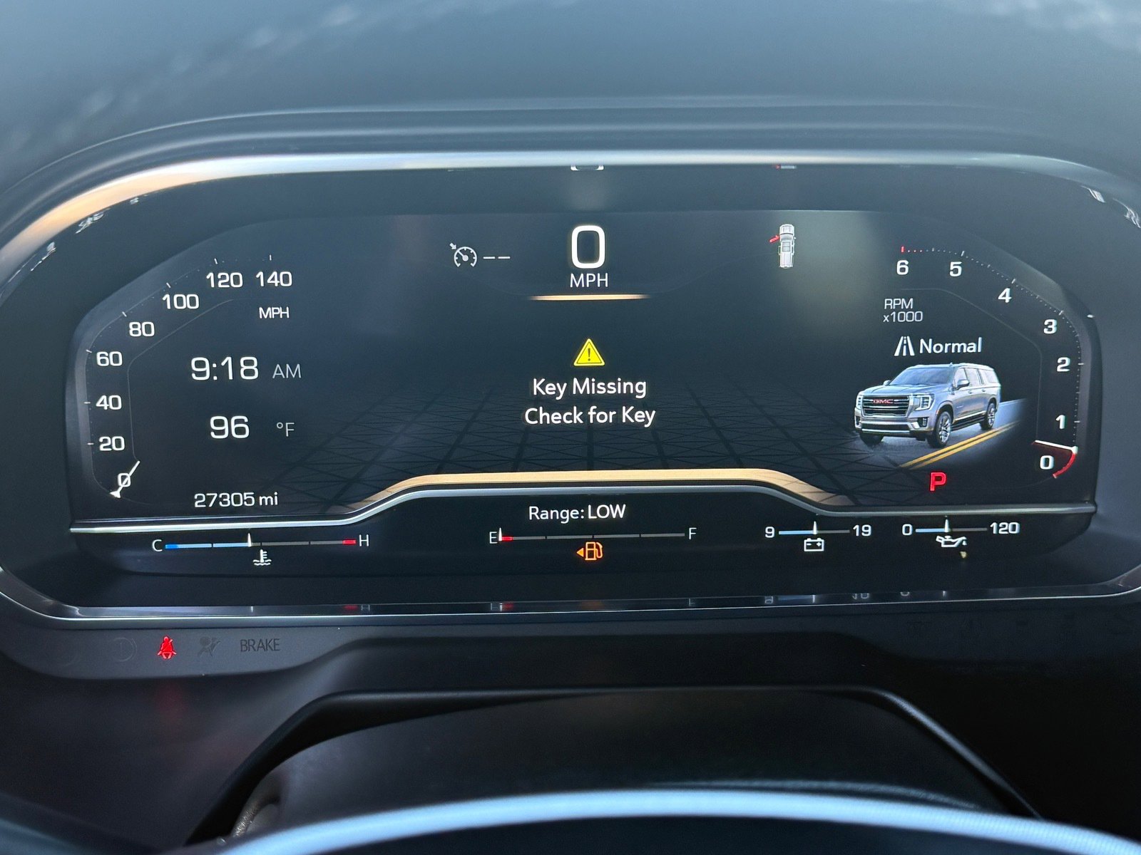 Used 2024 GMC Yukon XL SLT w/ SLT Luxury Package image 16