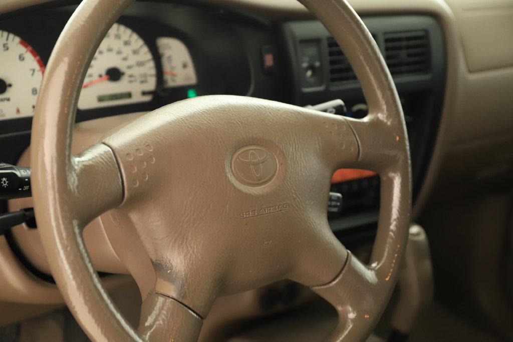 Used 2004 Toyota Tacoma PreRunner RWD image 16