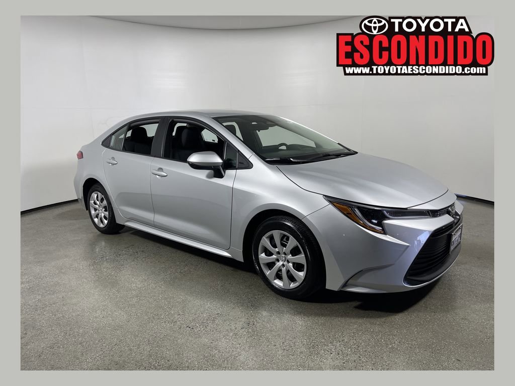 Used 2024 Toyota Corolla LE FWD image 1