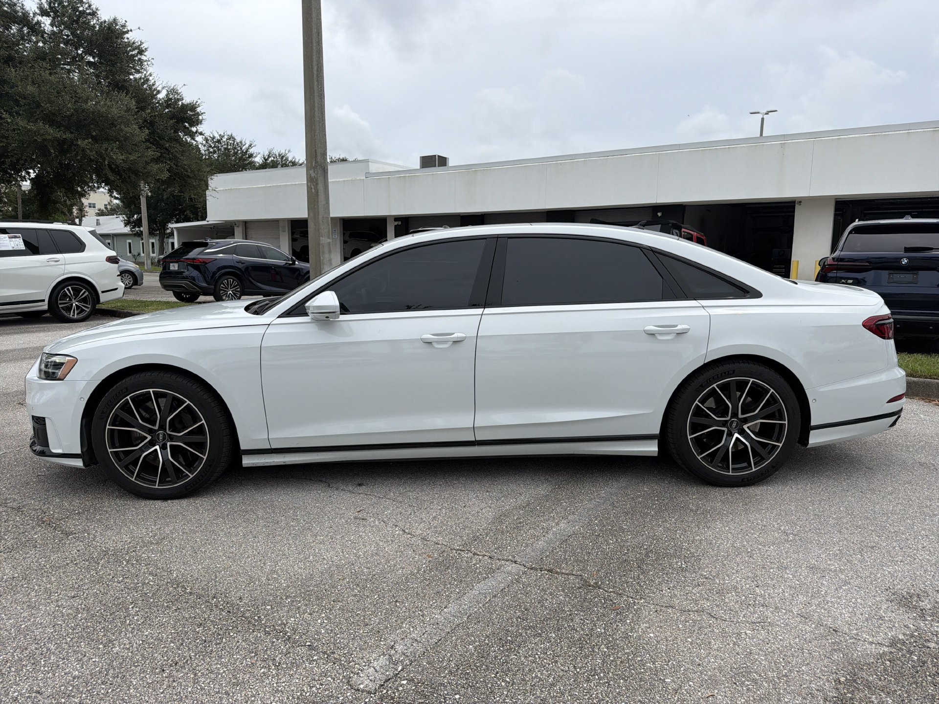 Used 2020 Audi A8 L 4.0T w/ Executive Package AWD/4WD image 7