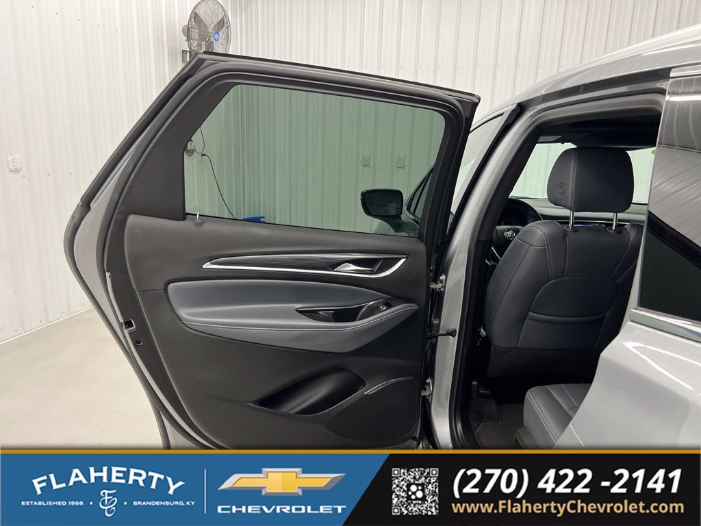 Used 2024 Buick Enclave Essence w/ Experience Buick Package FWD image 10