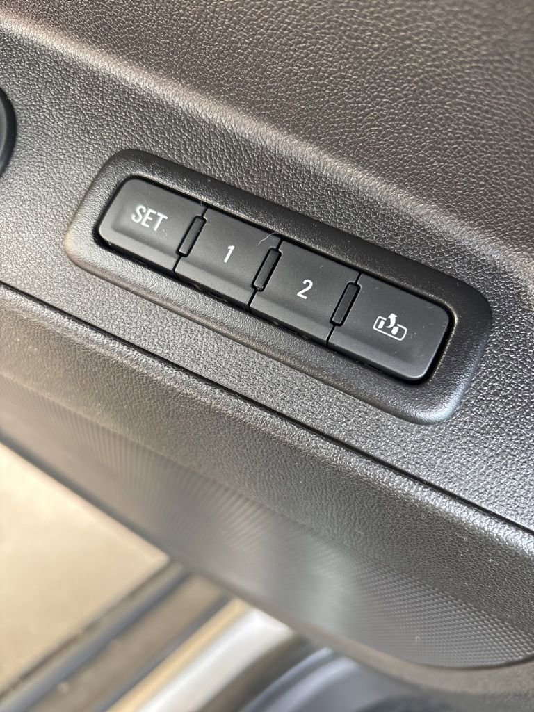 Certified 2019 Chevrolet Equinox Premier image 31