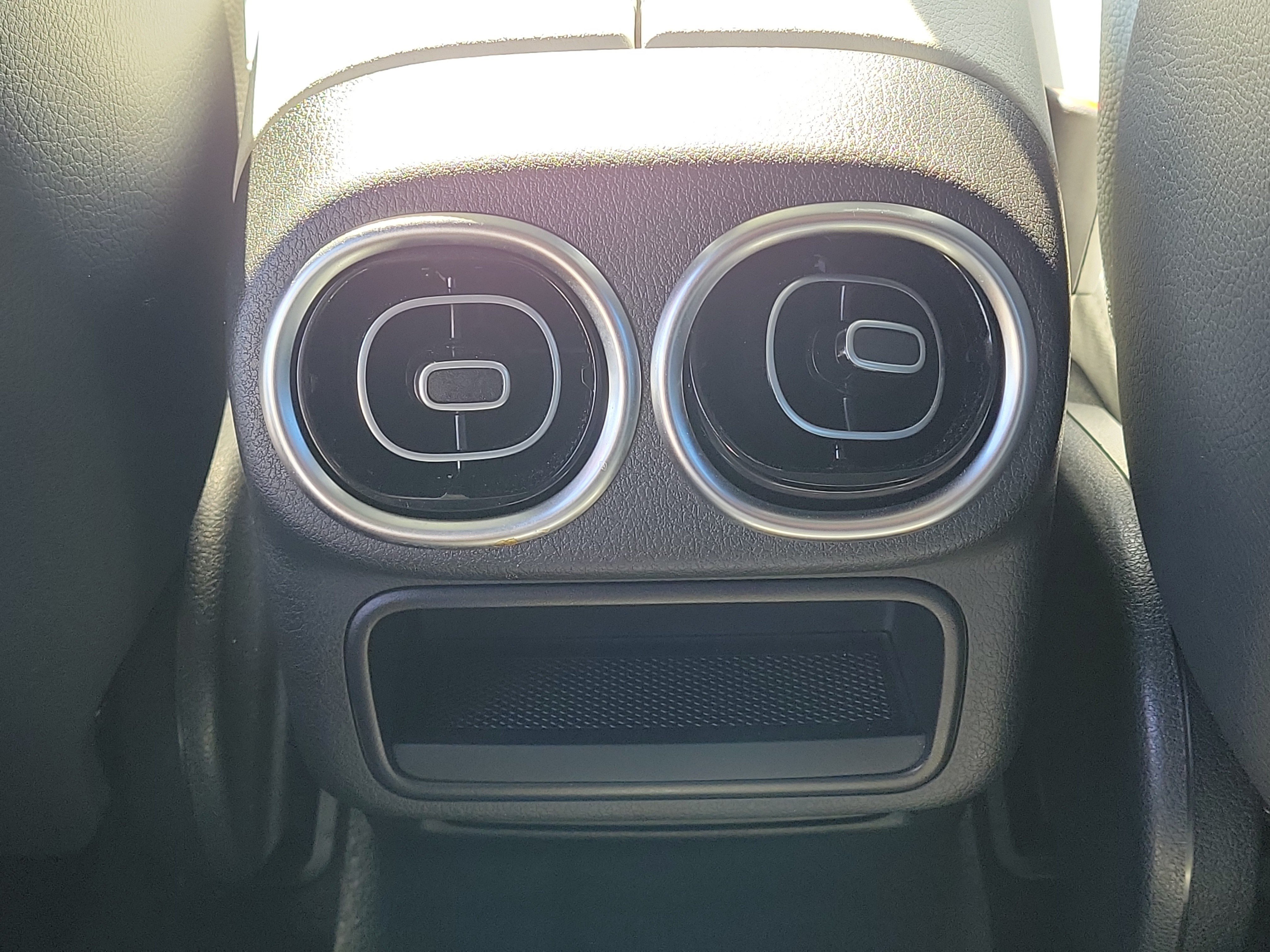 Used 2024 Mercedes-Benz GLC 300 image 12