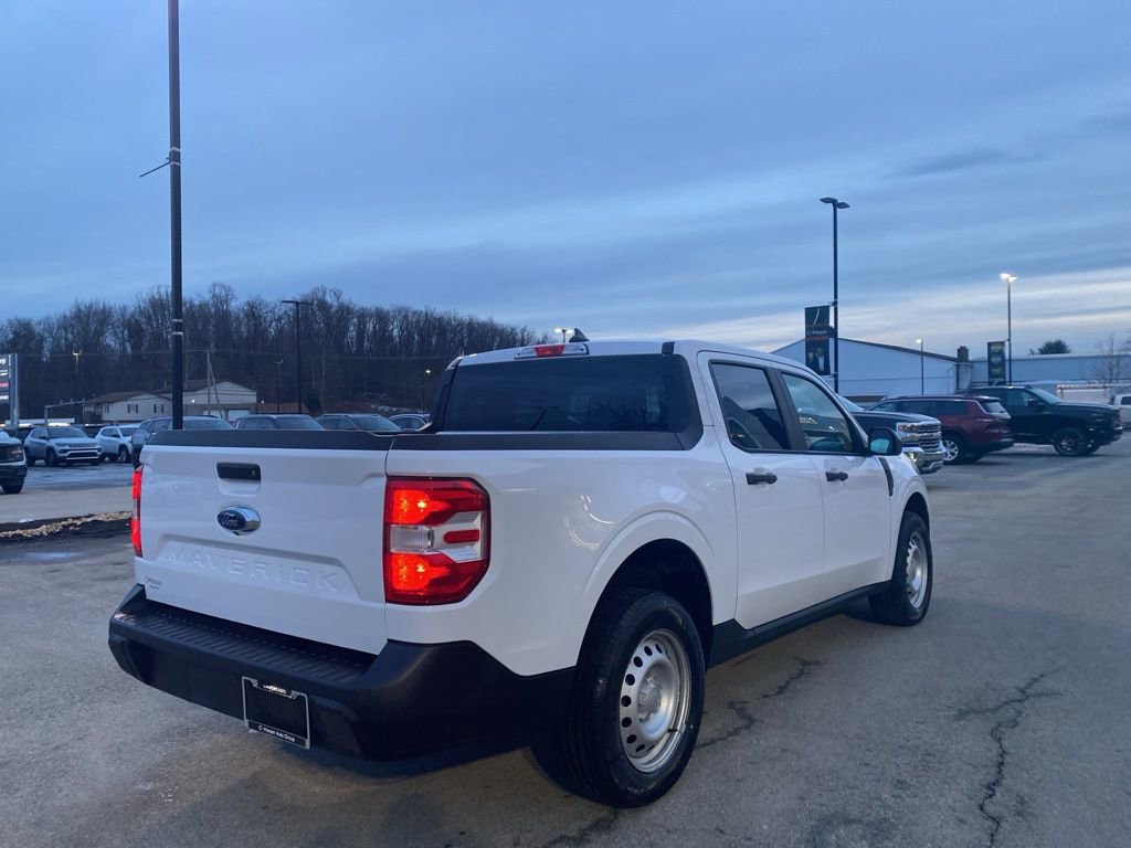 Used 2024 Ford Maverick XL image 2