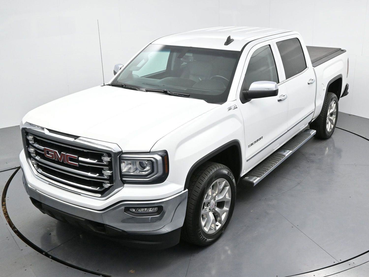 Used 2018 GMC Sierra 1500 SLT w/ SLT Premium Package image 37