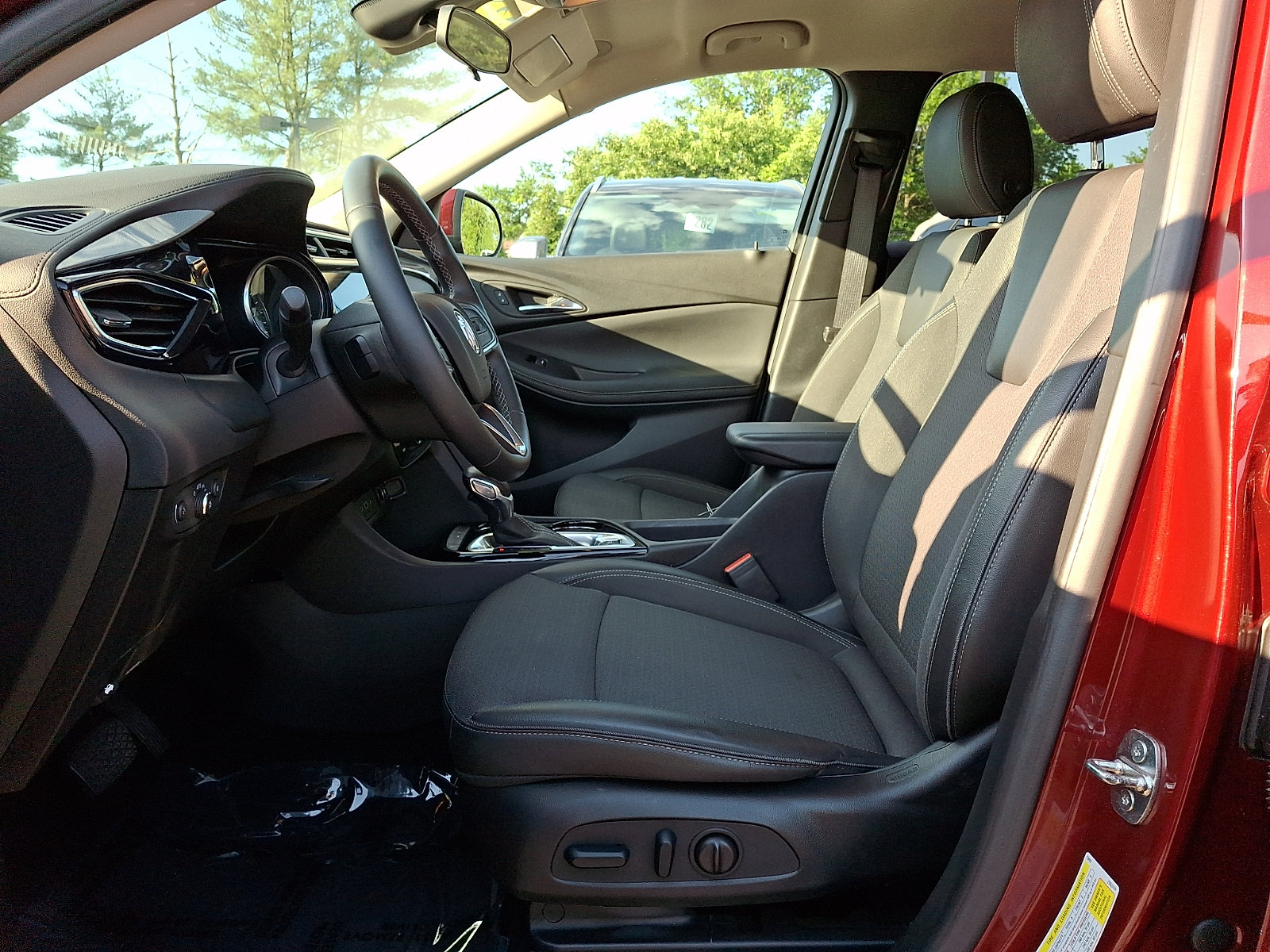 Certified 2023 Buick Encore GX Preferred w/ Cold Weather Comfort Package FWD image 14