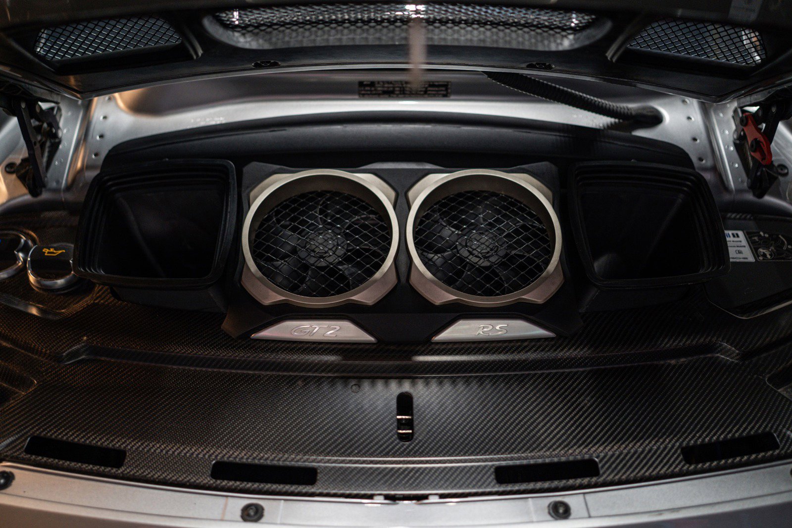 Used 2018 Porsche 911 GT2 RS RWD image 34
