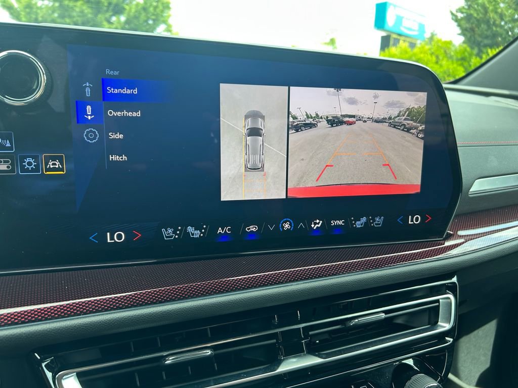 Used 2024 Chevrolet Traverse RS w/ LPO, Floor Liner Package image 19