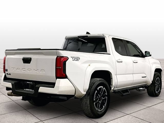 Used 2024 Toyota Tacoma TRD Sport AWD/4WD image 11