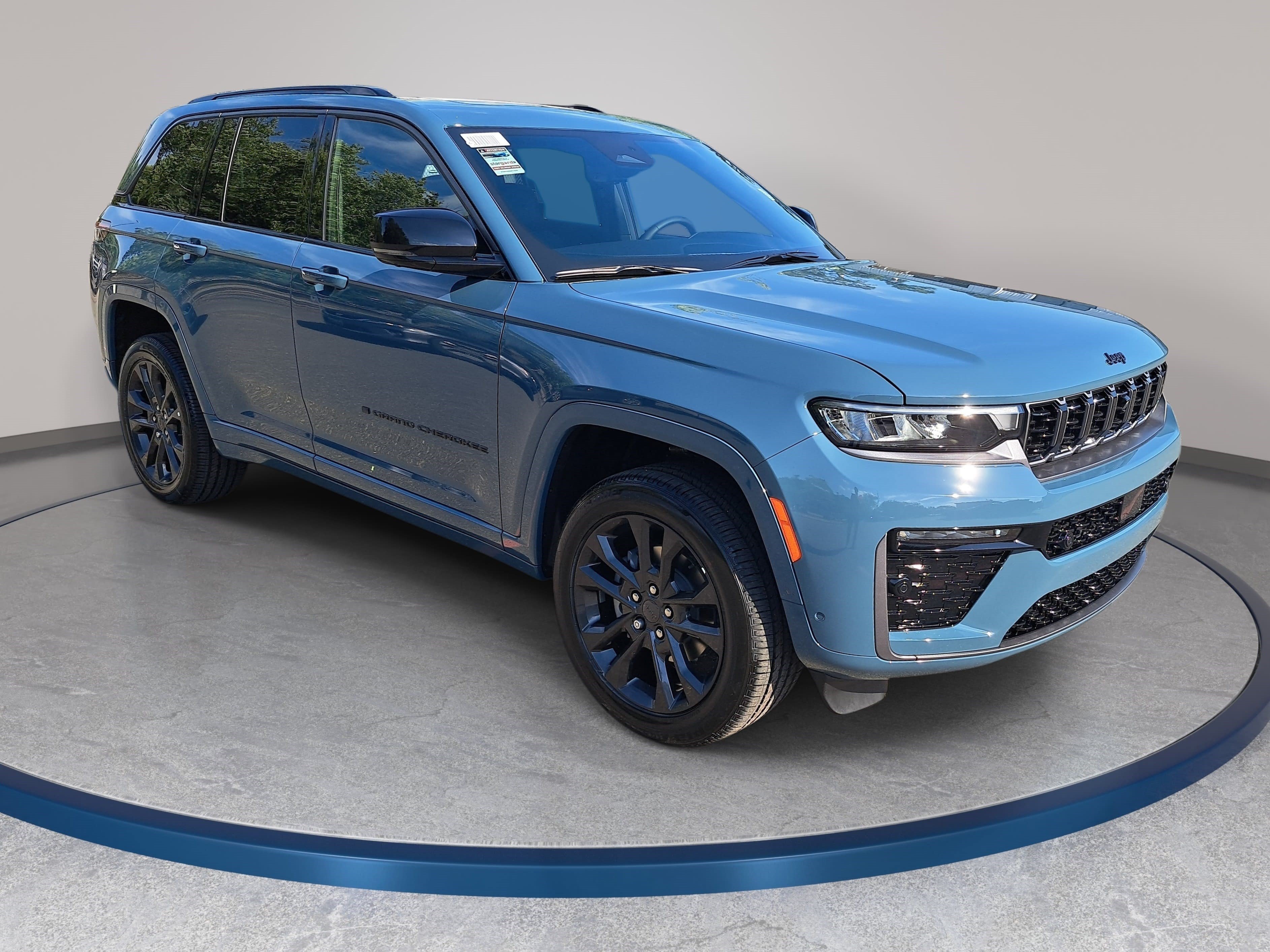 New 2026 Jeep Grand Cherokee Limited Reserve AWD/4WD image 3