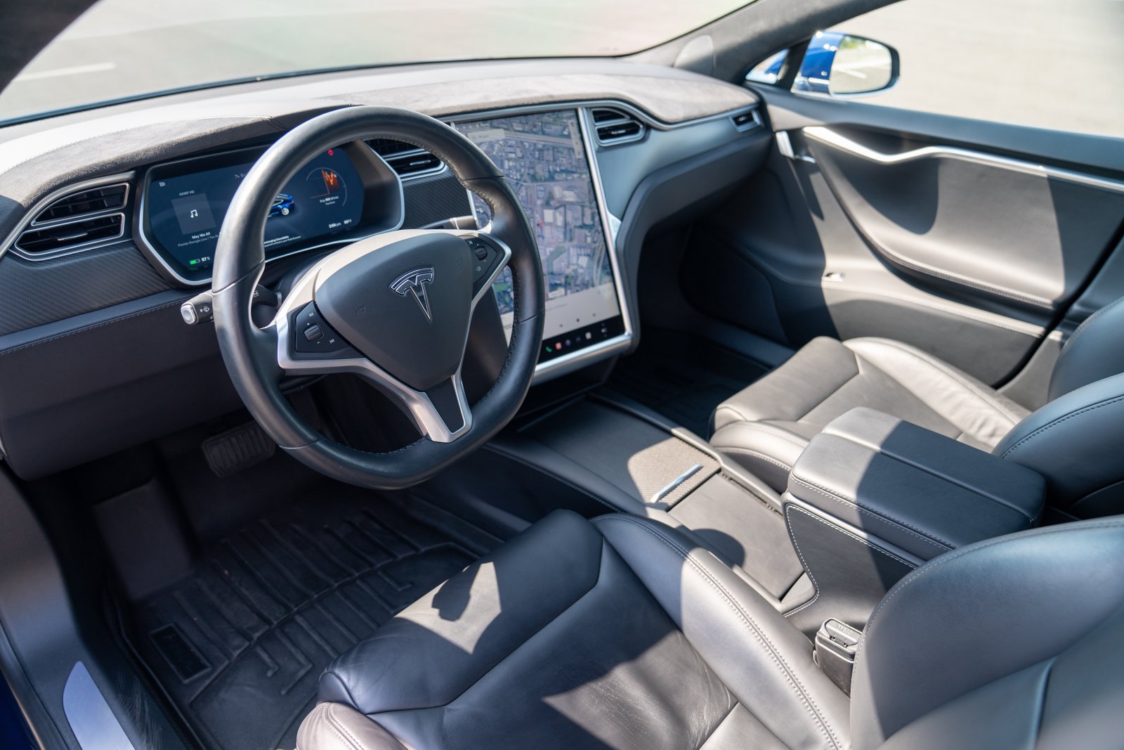 Used 2017 Tesla Model S 100D AWD/4WD image 4