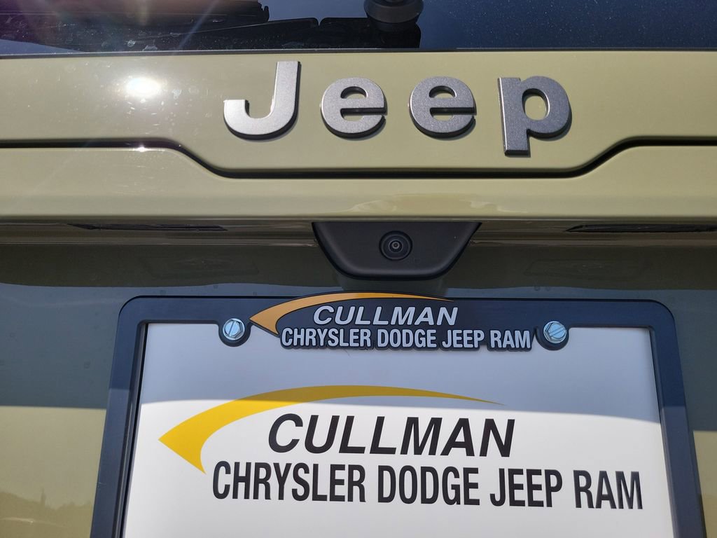 New 2026 Jeep Cherokee Laredo image 34