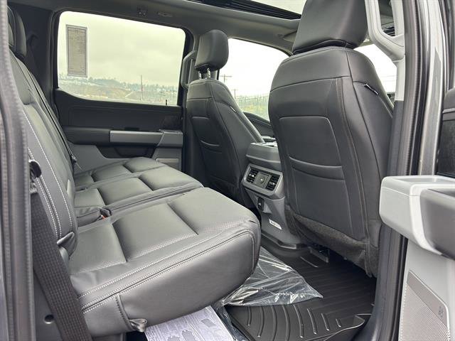 New 2026 Ford F250 XLT w/ XLT Premium Package image 19