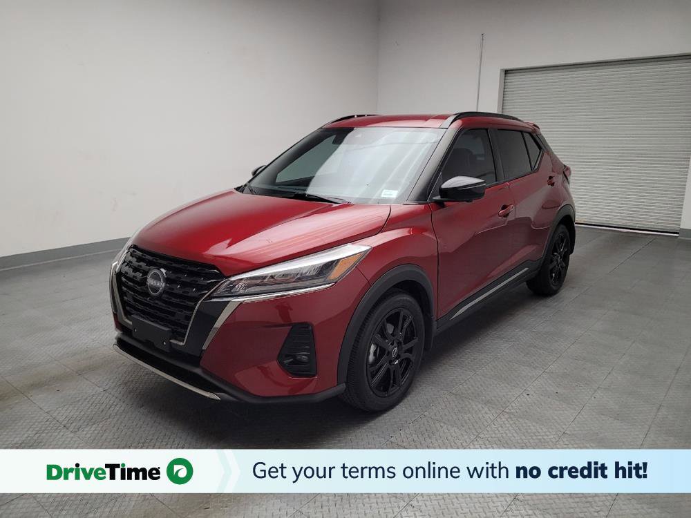 Used 2024 Nissan Kicks SR w/ SR Premium Package FWD image 1