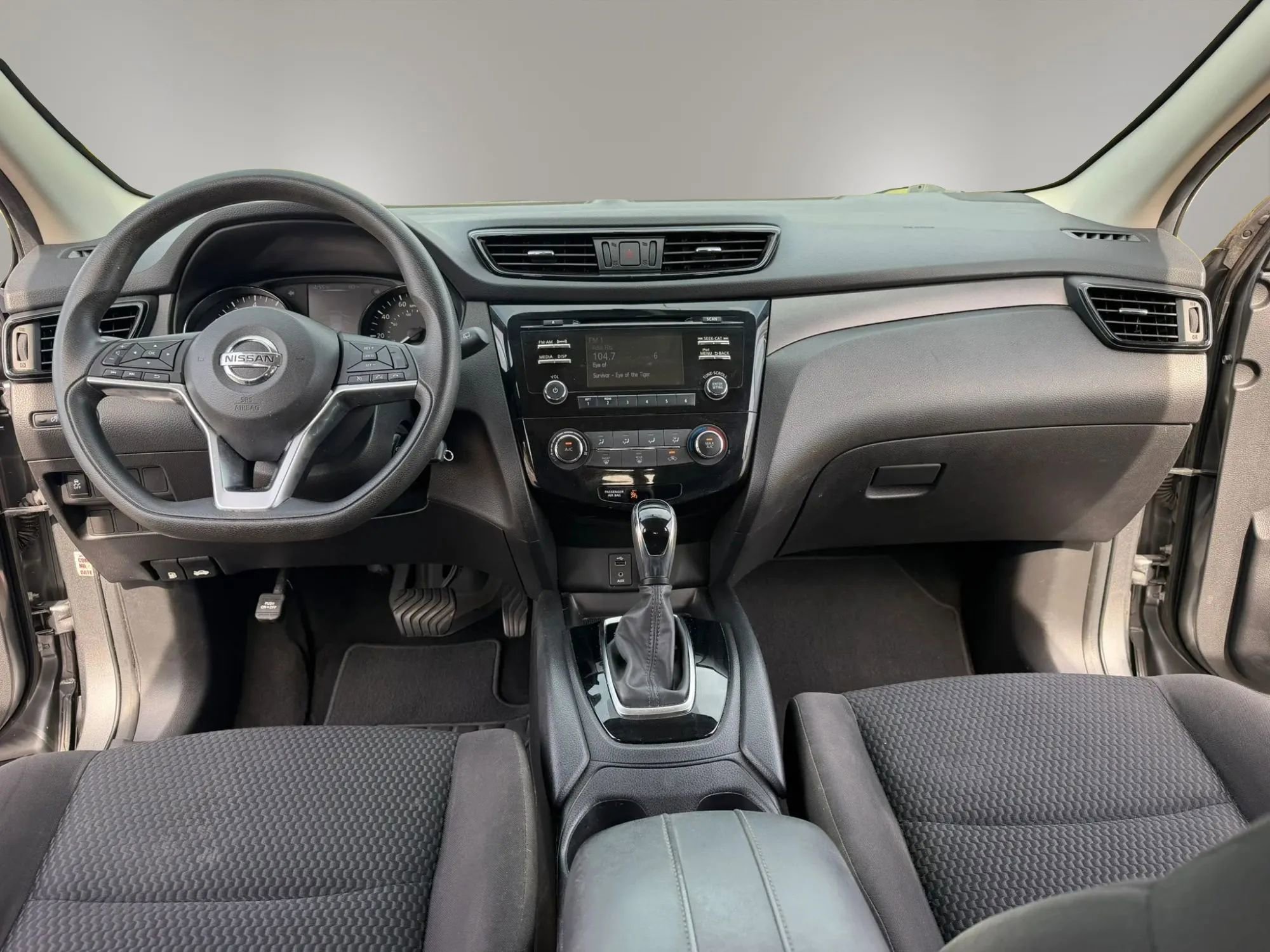 Used 2018 Nissan Rogue Sport S w/ S Appearance Package FWD image 10