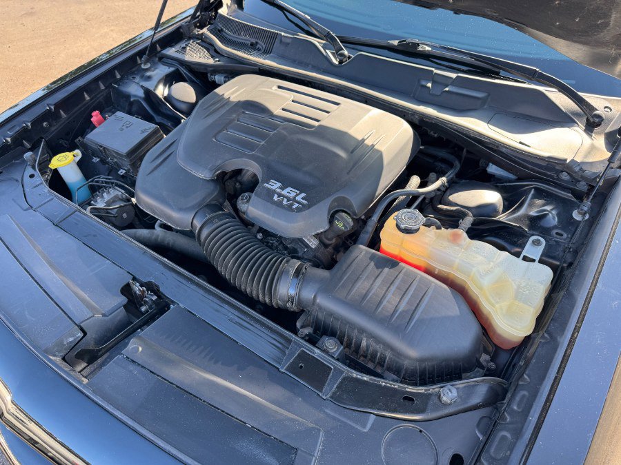 Used 2019 Dodge Challenger SXT w/ Cold Weather Group image 19