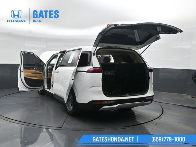 Used 2024 Kia Carnival LX FWD image 57