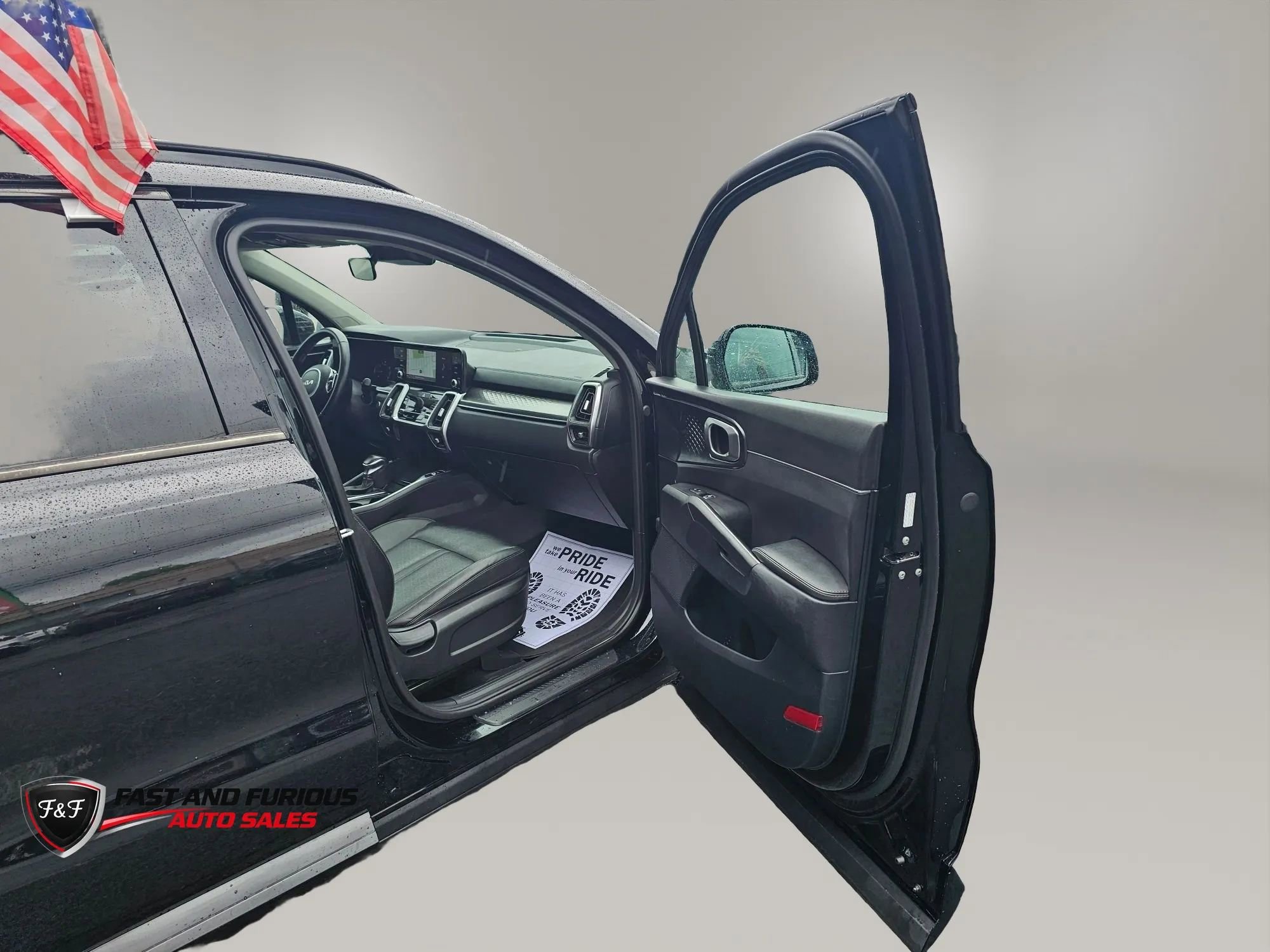 Used 2022 Kia Sorento S w/ Panoramic Sunroof Package FWD image 11