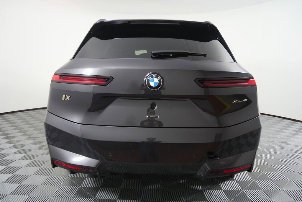 New 2026 BMW iX xDrive45 image 4