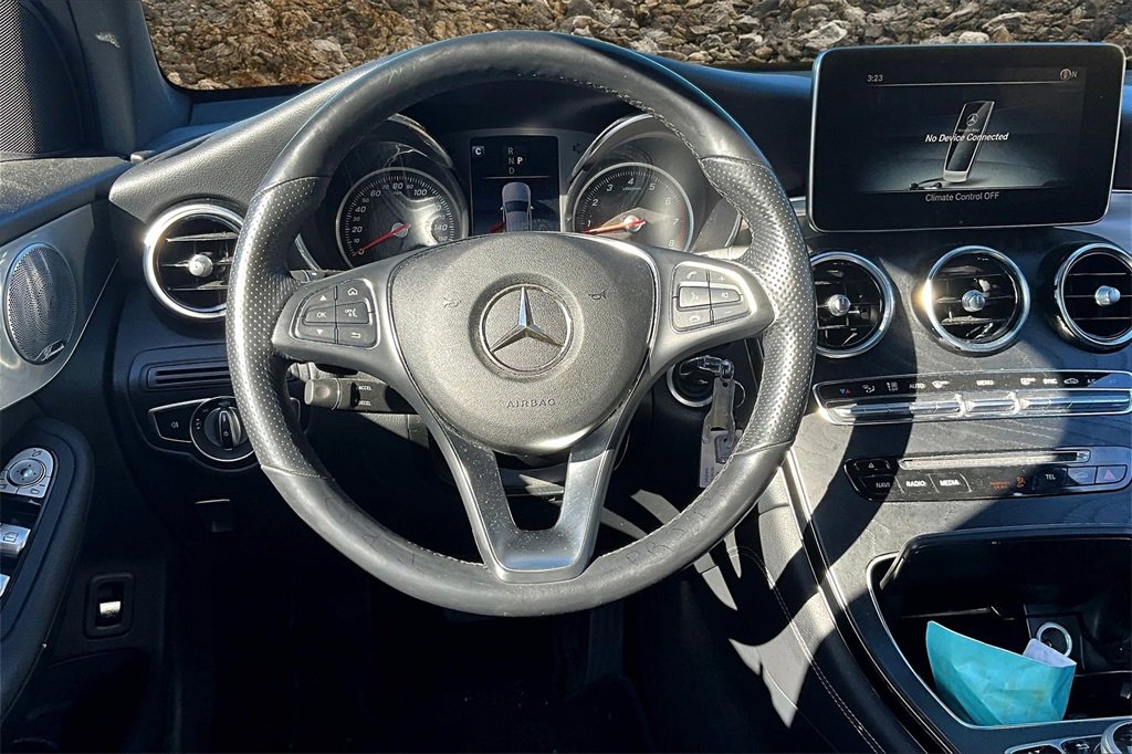 Used 2019 Mercedes-Benz GLC 300 4MATIC w/ Multimedia Package image 5