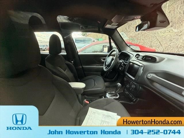 Used 2022 Jeep Renegade Altitude image 8