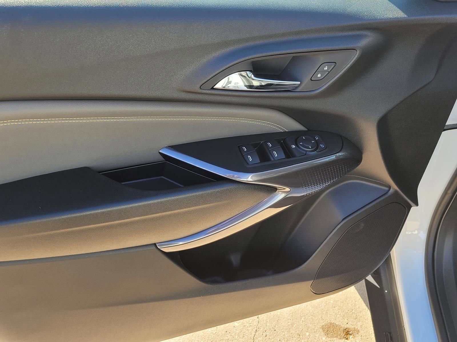 New 2026 Chevrolet Trax ACTIV FWD image 13