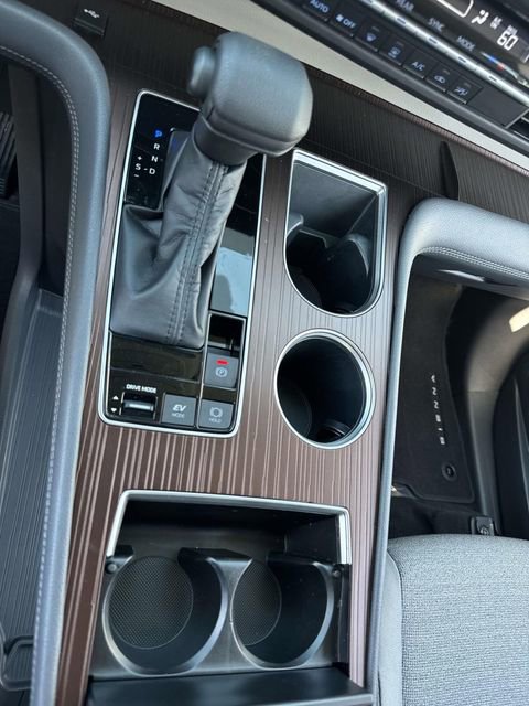 Used 2022 Toyota Sienna LE image 23