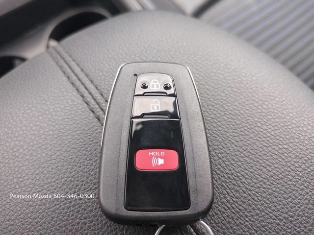 Used 2020 Toyota RAV4 XSE AWD/4WD image 31