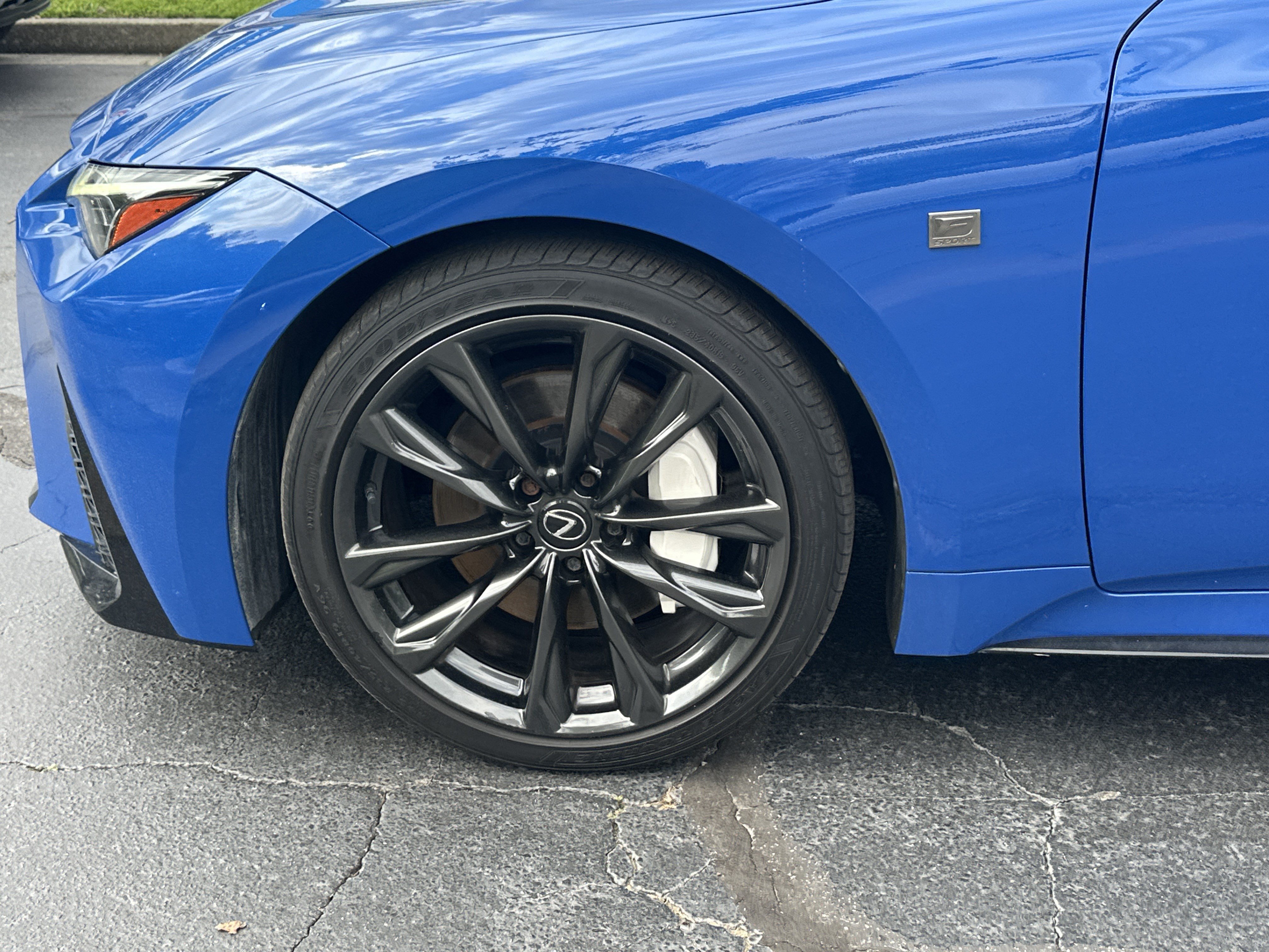 Used 2023 Lexus IS 350 F Sport w/ Accessory Package 2 RWD image 11