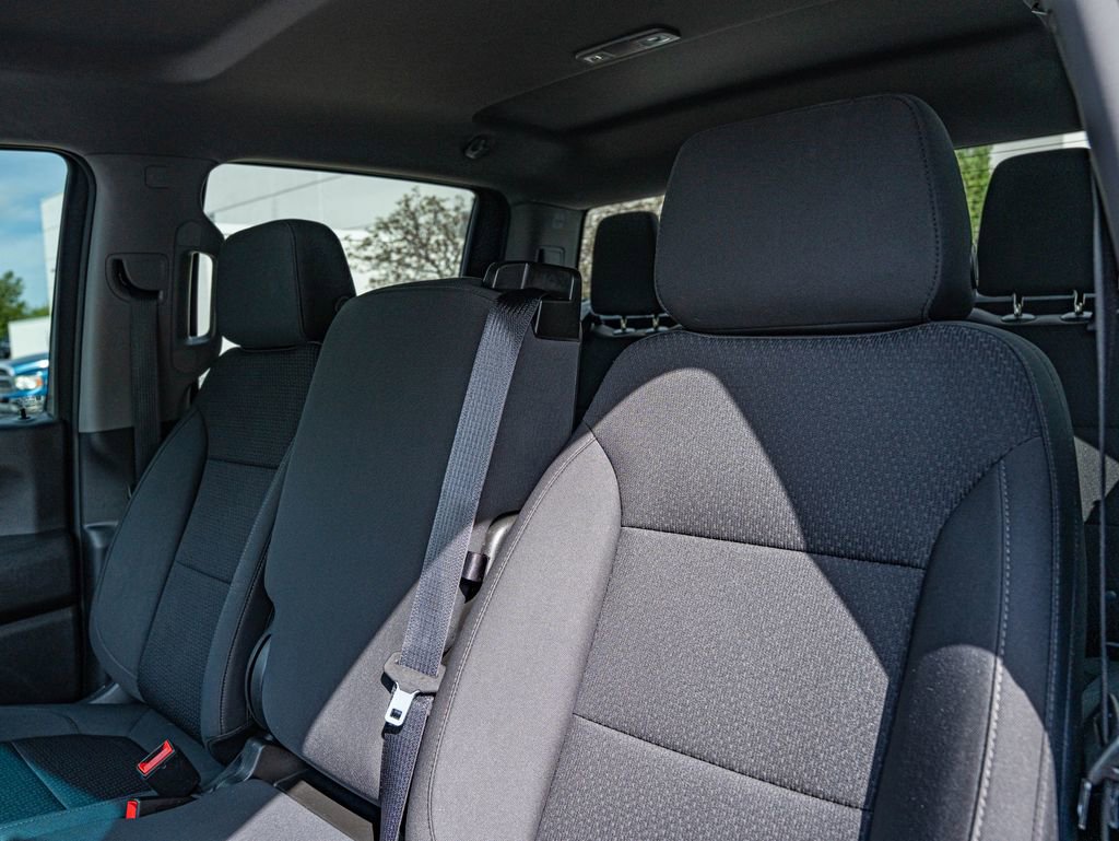 Used 2022 Chevrolet Silverado 1500 Custom RWD image 32