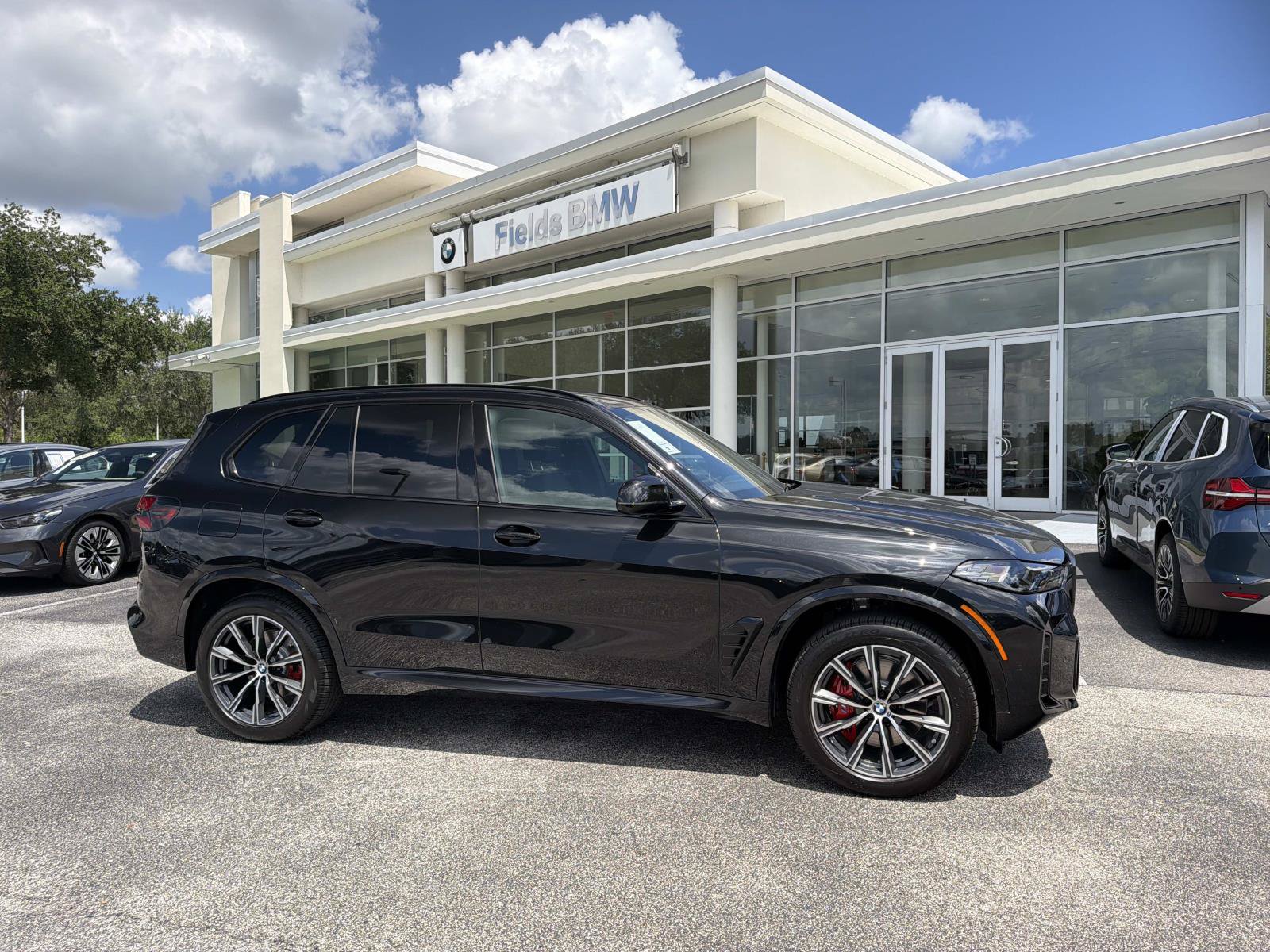 New 2026 BMW X5 xDrive40i w/ Executive Package AWD/4WD image 1