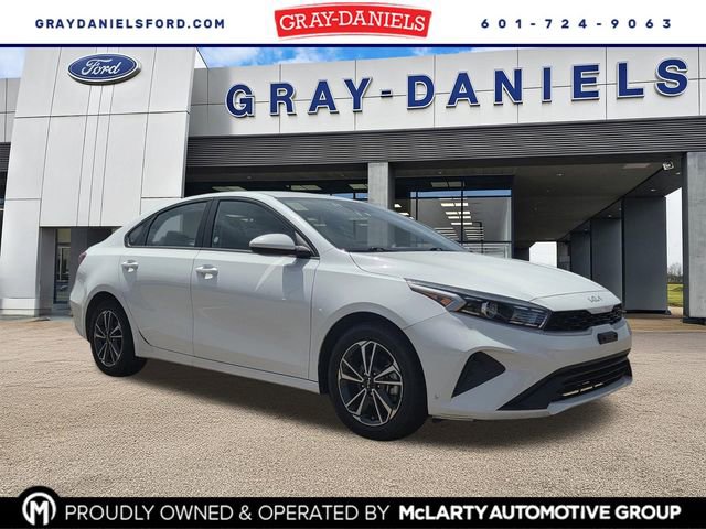 Used 2024 Kia Forte LXS image 1