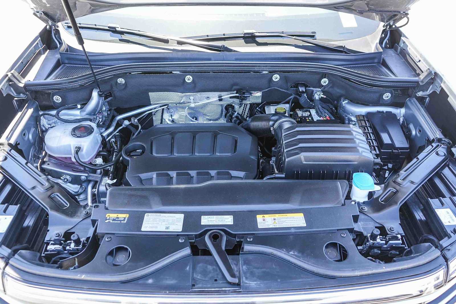 Certified 2026 Volkswagen Atlas SE FWD image 27