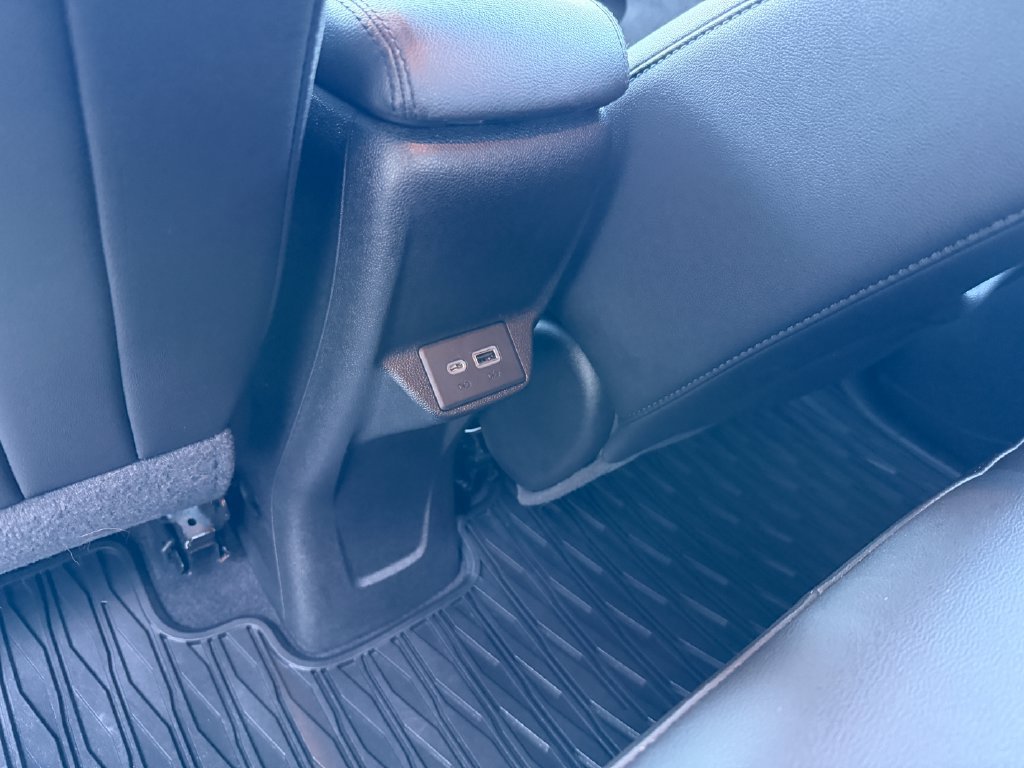 Used 2023 Chevrolet Bolt LT w/ Infotainment Package FWD image 16
